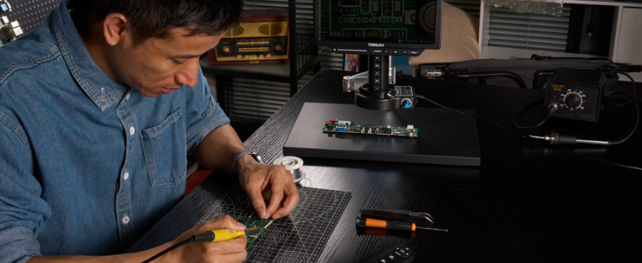 Stability and Support: Understanding the Function of Microscope Bases
